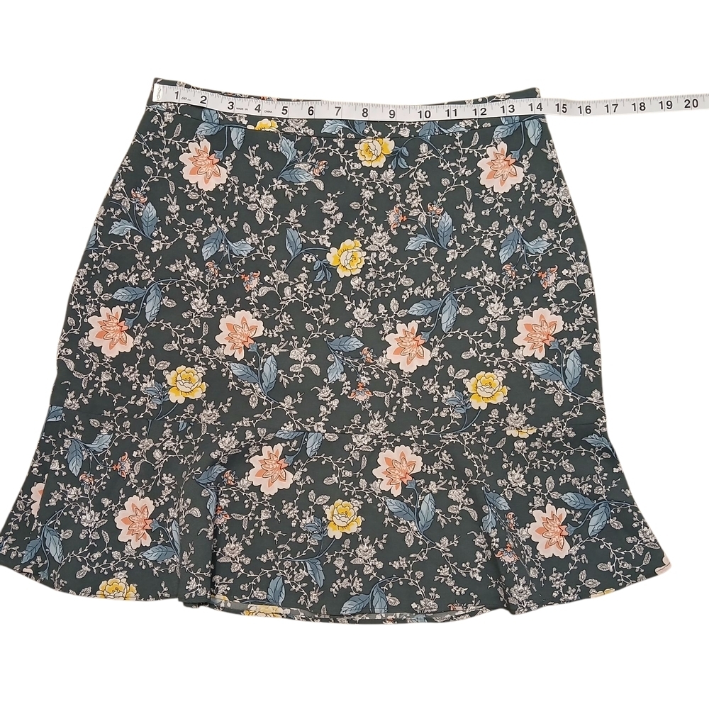 LOFT Floral Skirt - Picture 6 of 6